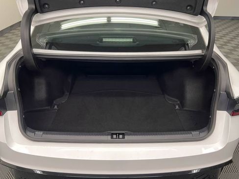 Certified 2025 Lexus IS 300 F Sport image 8