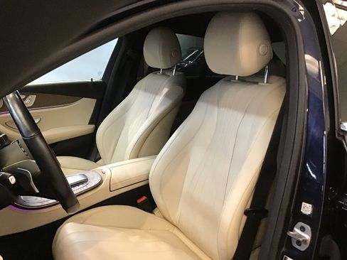 Used 2022 Mercedes-Benz E 350 4MATIC Sedan w/ AMG Line Exterior image 15