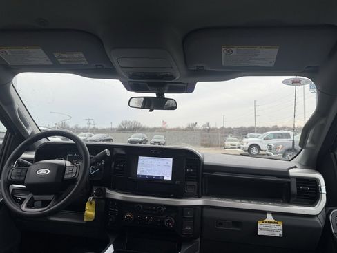 Used 2025 Ford F250 XLT w/ FX4 Off-Road Package image 10