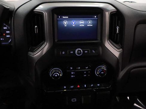 Used 2020 Chevrolet Silverado 1500 Custom w/ Custom Convenience Package RWD image 25