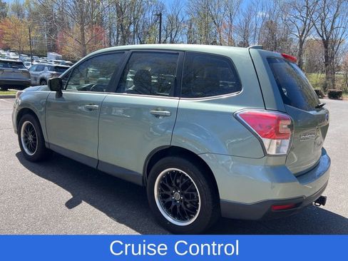Used 2017 Subaru Forester 2.5i image 8