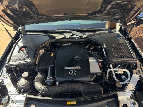 Used 2017 Mercedes-Benz E 300 image 19