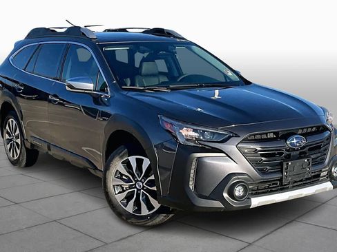 Used 2025 Subaru Outback Touring XT image 3