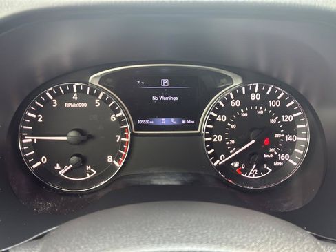 Used 2020 Nissan Pathfinder SL FWD image 34