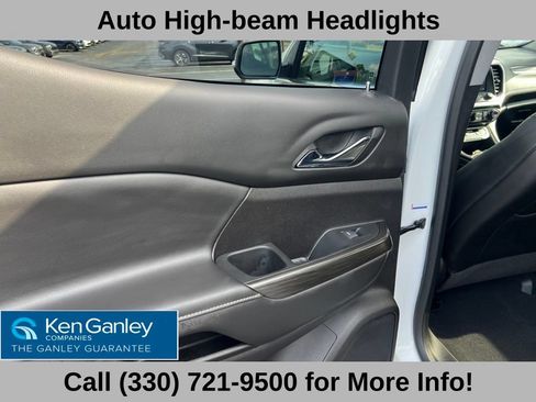 Used 2023 GMC Acadia SLT w/ Preferred Package AWD/4WD image 46