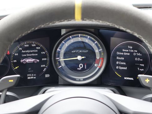 Certified 2025 Porsche 911 GT3 RS RWD image 20