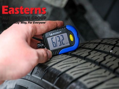 Used 2022 Chevrolet Silverado 1500 Custom image 24