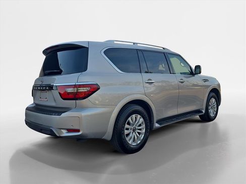 Used 2024 Nissan Armada SV image 5