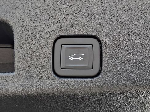 Used 2026 GMC Acadia Denali Ultimate w/ LPO, Floor Liner Package AWD/4WD image 29