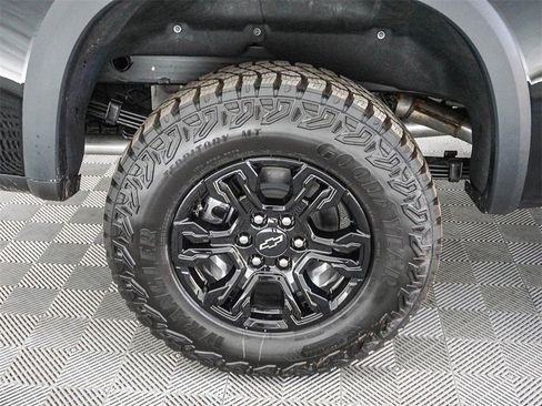 New 2026 Chevrolet Silverado 1500 ZR2 w/ Dark Appearance Package image 10