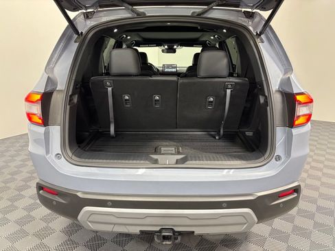Used 2025 Honda Pilot TrailSport image 33