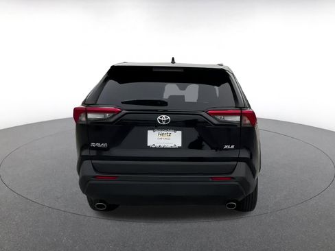 Used 2025 Toyota RAV4 XLE image 12