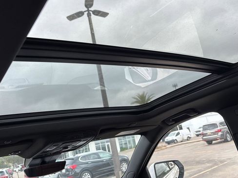 Certified 2023 GMC Yukon Denali Ultimate image 19