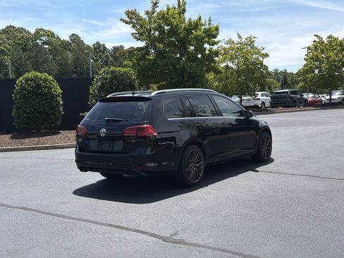 Used 2016 Volkswagen Golf SEL FWD image 3