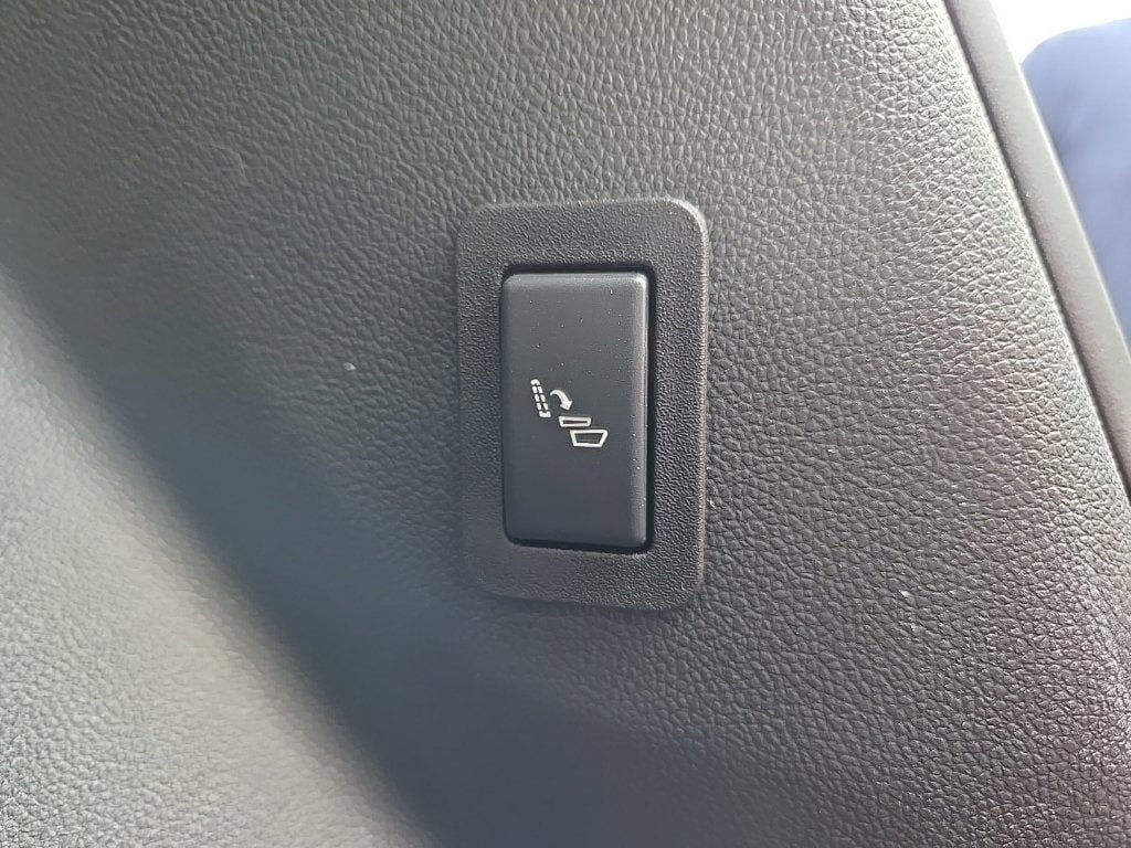 New 2026 GMC Yukon Denali AWD/4WD image 46