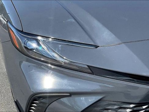 Used 2025 Toyota Camry SE image 28
