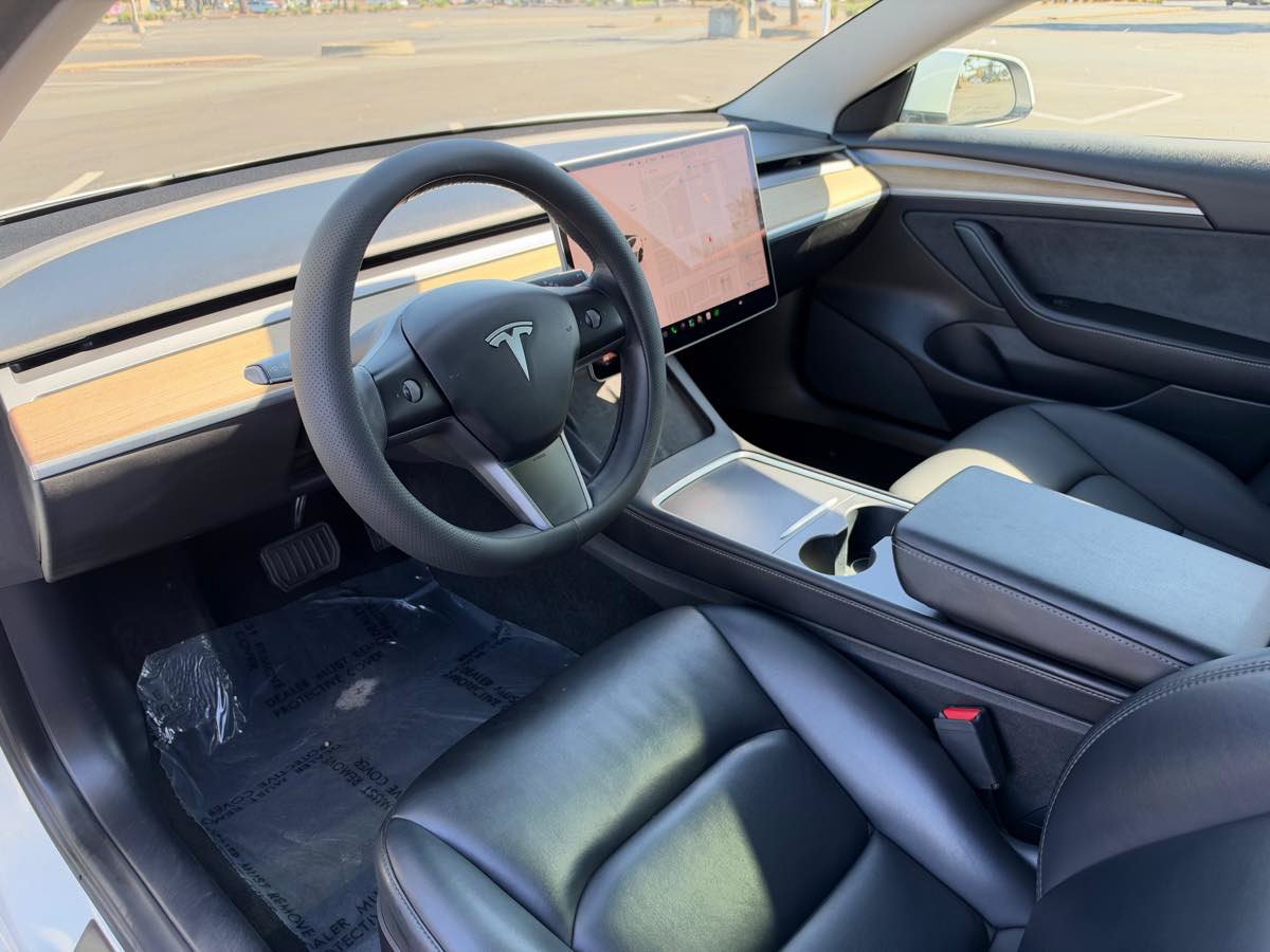 Used 2022 Tesla Model 3 RWD image 15