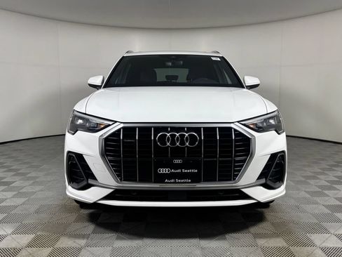 Used 2022 Audi Q3 2.0T Premium AWD/4WD image 2