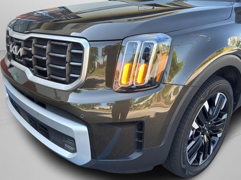 Used 2024 Kia Telluride SX FWD image 50