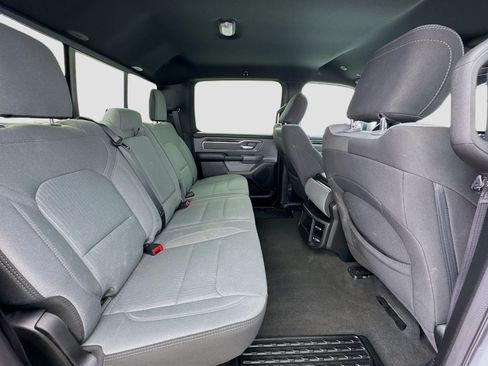 Used 2023 RAM 1500 Big Horn AWD/4WD image 18