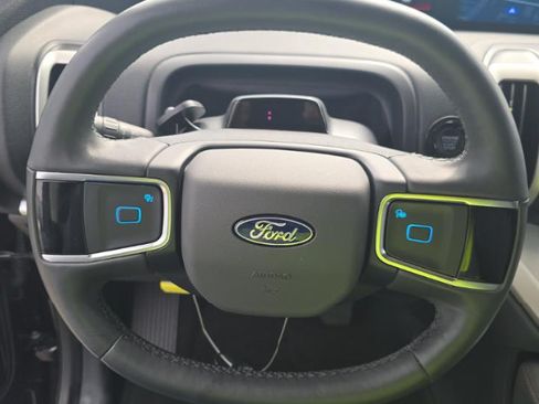 Used 2025 Ford Expedition Max Active RWD image 10