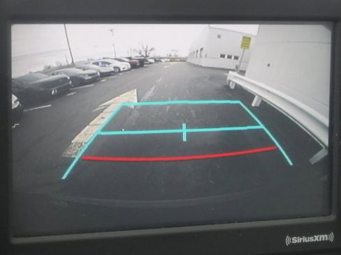 Used 2020 Toyota RAV4 XLE Premium image 24