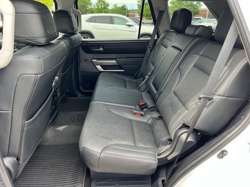 Used 2023 Toyota Sequoia SR5 w/ SR5 Premium Package AWD/4WD image 28