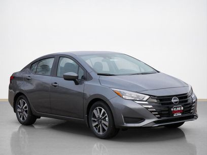 New 2025 Nissan Versa SV w/ Trunk Package