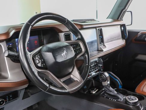 Used 2023 Ford Bronco Outer Banks image 23