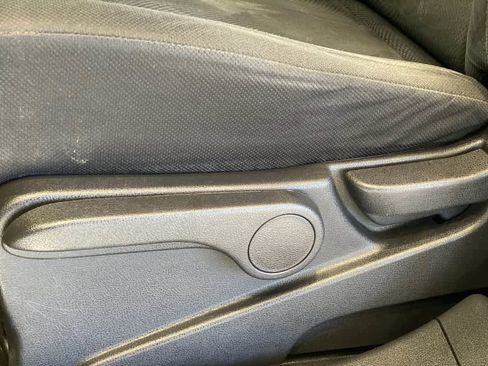 Used 2015 Nissan Rogue S w/ Convenience Package image 15