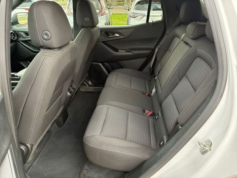 Used 2025 Chevrolet Equinox LT image 21