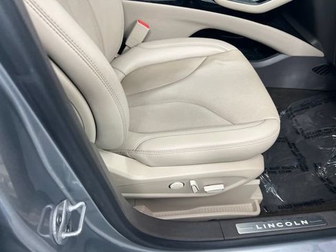 Certified 2022 Lincoln Nautilus Reserve AWD/4WD image 25