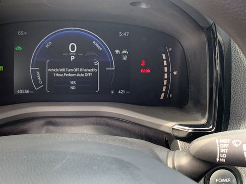 Used 2025 Toyota Camry LE FWD image 30