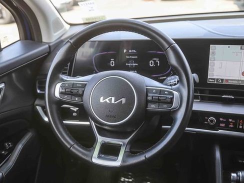 Used 2023 Kia Sportage EX FWD image 16
