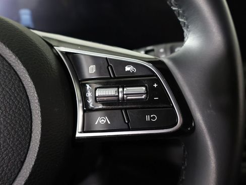 Certified 2025 Kia Seltos S AWD/4WD image 41