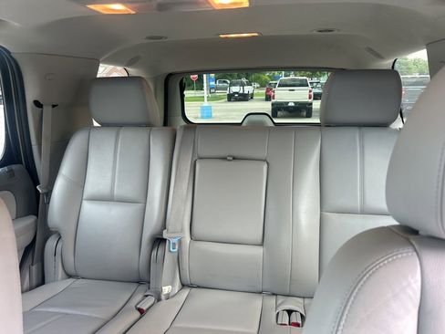 Used 2013 Chevrolet Tahoe LT RWD image 8