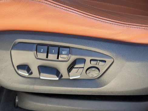 Used 2018 BMW X5 M image 17