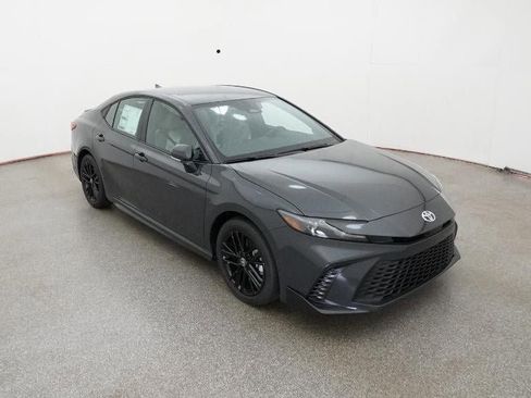 New 2026 Toyota Camry SE image 13