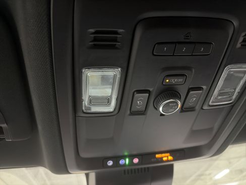 Used 2023 Chevrolet Tahoe High Country image 22