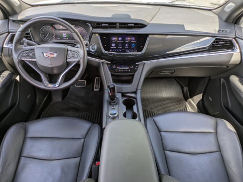 Certified 2024 Cadillac XT6 Sport image 13