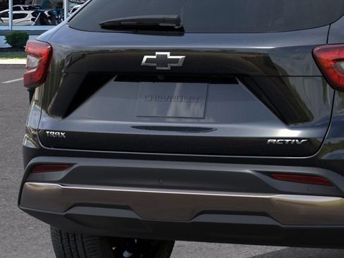 New 2026 Chevrolet Trax ACTIV w/ Driver Confidence Package image 14
