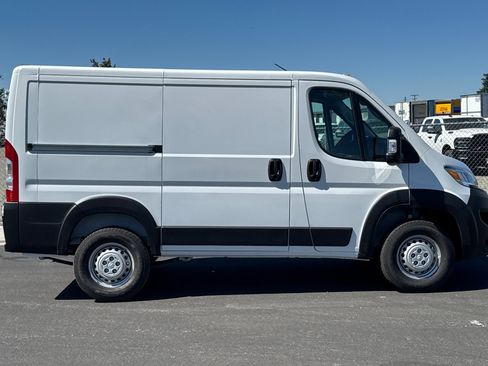 New 2026 RAM ProMaster 1500 w/ Convenience Group FWD image 2