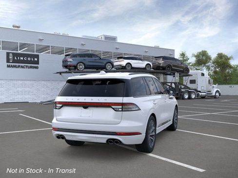 New 2026 Lincoln Aviator AWD w/ Jet Appearance Package image 8