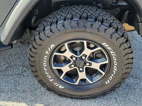 Used 2019 Jeep Wrangler Unlimited Rubicon AWD/4WD image 28