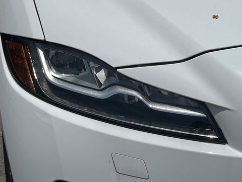 Used 2020 Jaguar F-PACE S AWD/4WD image 44