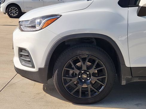Used 2022 Chevrolet Trax LT w/ Sport Edition AWD/4WD image 10