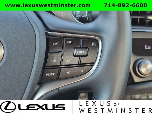 Used 2025 Lexus ES 300h w/ Premium Package FWD image 21