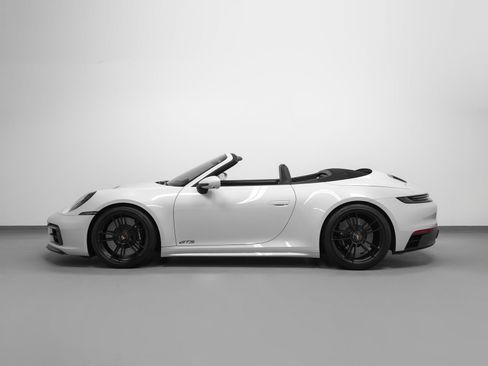 Certified 2023 Porsche 911 Carrera GTS RWD image 2