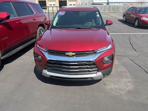 Used 2023 Chevrolet TrailBlazer LT w/ Convenience Package AWD/4WD image 11