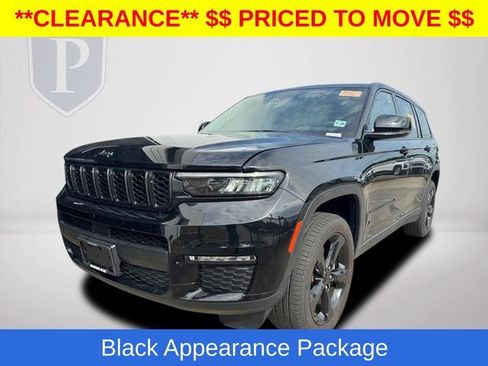 Used 2023 Jeep Grand Cherokee L Limited w/ Black Appearance Package AWD/4WD image 13